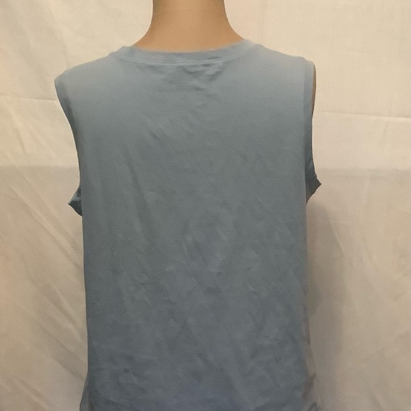 Life Is Good Women's Light Blue Beach Tank Top with Pink Graphic Flip Flops - Picture 2 of 7